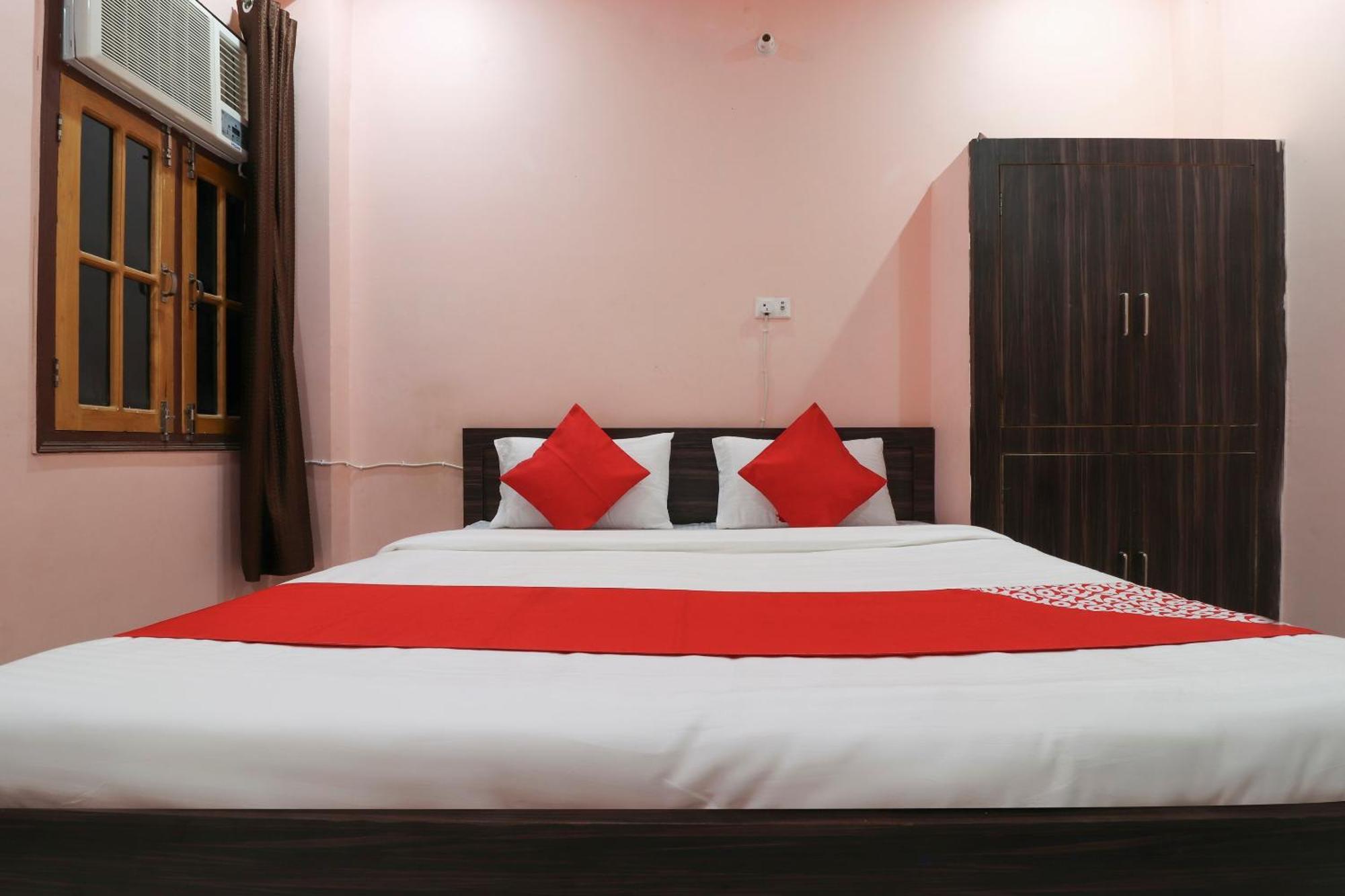 Oyo Hotel Aryan Galaxy Bhauli Екстериор снимка